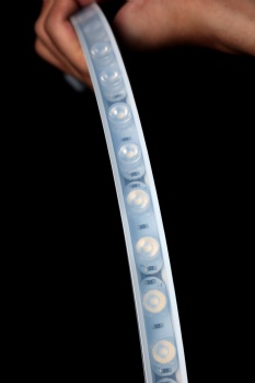 Flexible wall washer